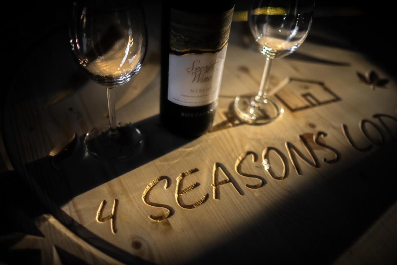 W Gorach 4 Seasons *